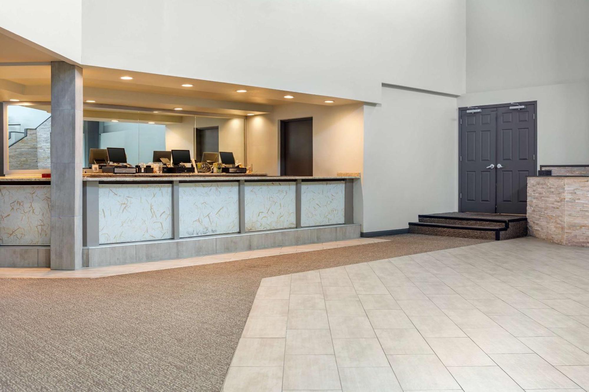 Radisson Hotel Southfield-Detroit Ngoại thất bức ảnh