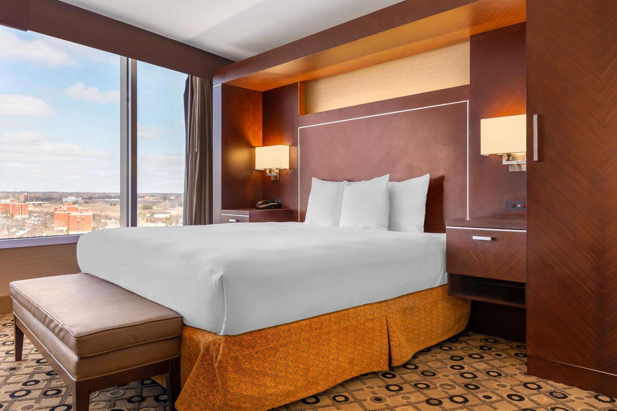 Radisson Hotel Southfield-Detroit Ngoại thất bức ảnh